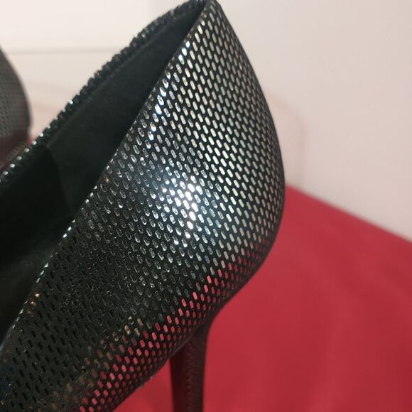 Nine West Women's SZ 9M Flax Metallic Dress Pump Silver/Black. - Picture 10 of 10